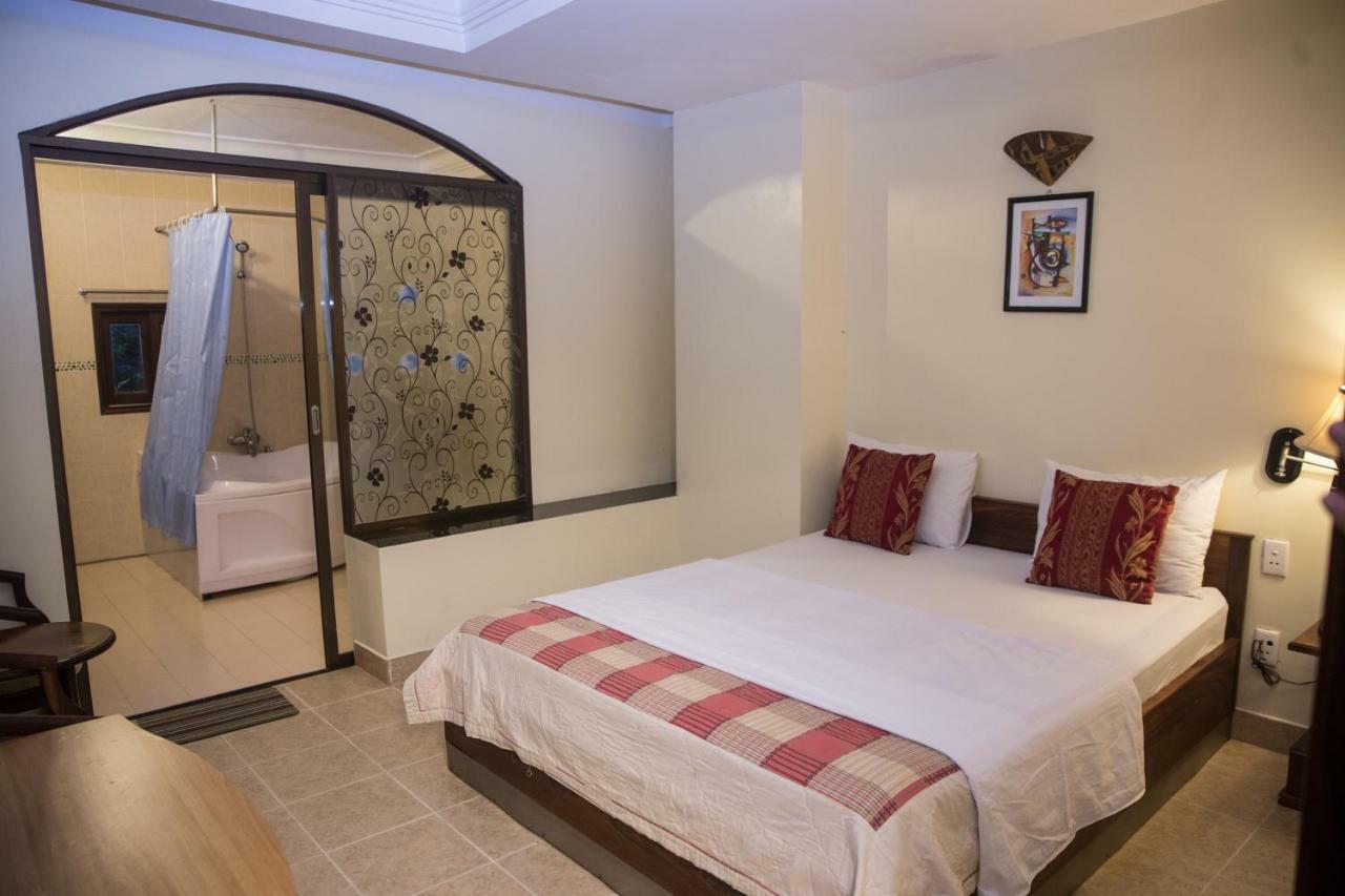 مدينة هوشي منه Caroline Hotel المظهر الخارجي الصورة