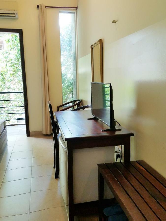 مدينة هوشي منه Caroline Hotel المظهر الخارجي الصورة